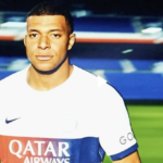 Foot –
Kylian Mbappé contre le PSG: la guerre n’a pas lieu mais…