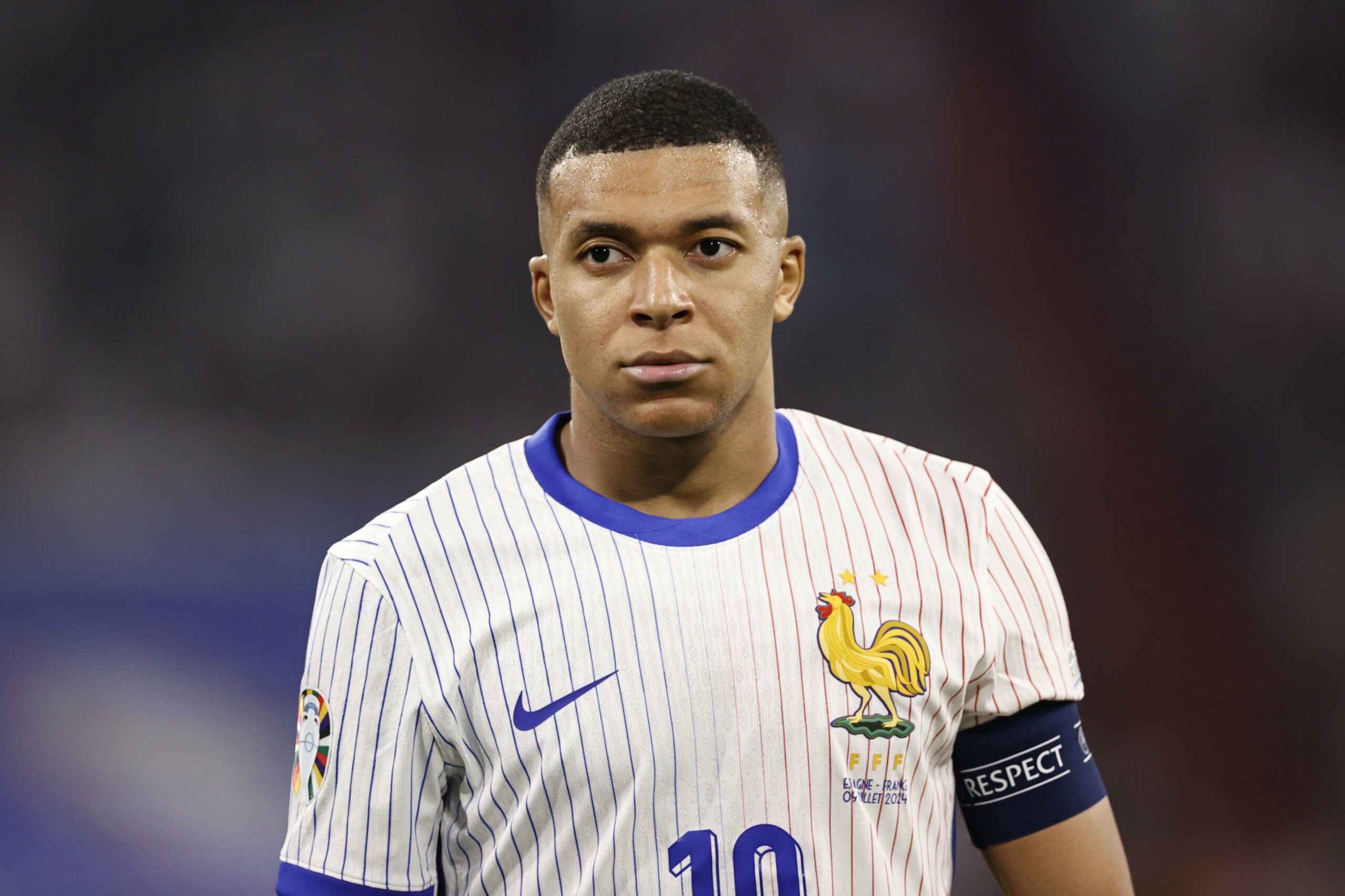 Foot – Mbappé en galère, la raison est surprenante